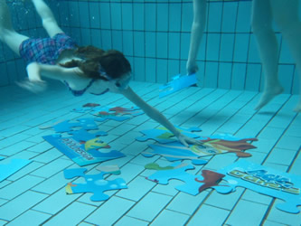 Unter Wasser puzzeln