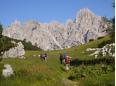 Eine starke 11! Hütten-Trekking durch die Dolomiten – 11 Powerfrauen ein Ziel.