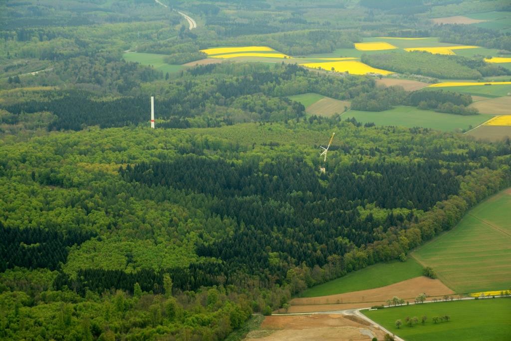 Windpark Ravenstein von Green City Energy in Baden-Württemberg im Bau