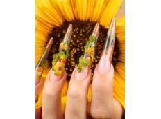 Die aktuellsten Nail Art Trends für Liebhaberinnen ausgefallener Styles